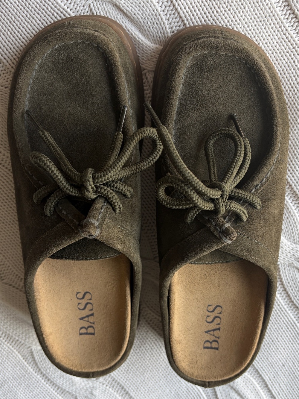 Bass Nicolette Olive Green Suede Slip-On Clog Mules lace up size 7